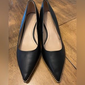 WEEKEND SPECIAL Coach Willa Pump